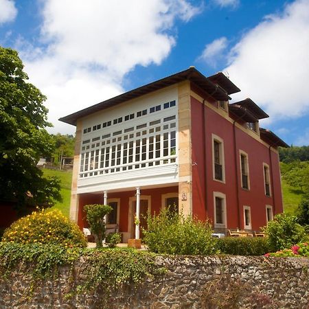 Hotel Casona de Indias Piloña Exterior foto