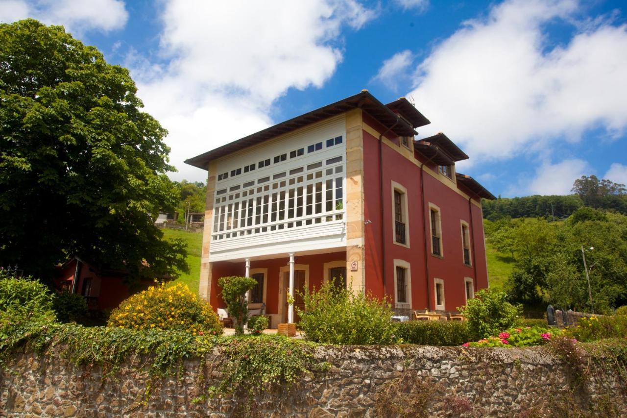 Hotel Casona de Indias Piloña Exterior foto