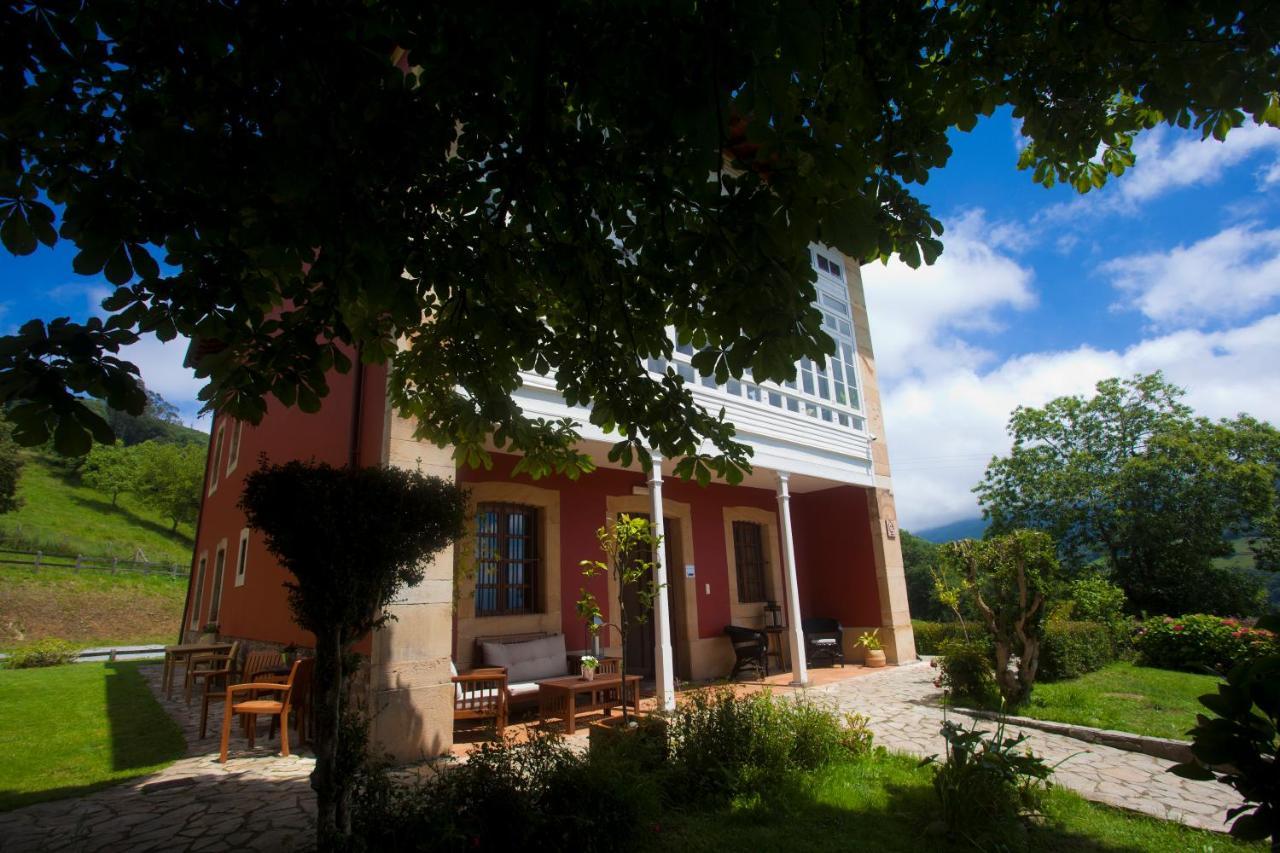 Hotel Casona de Indias Piloña Exterior foto